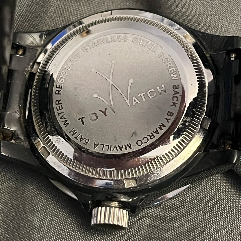 Retro Toy Watch - Picture 5 of 7